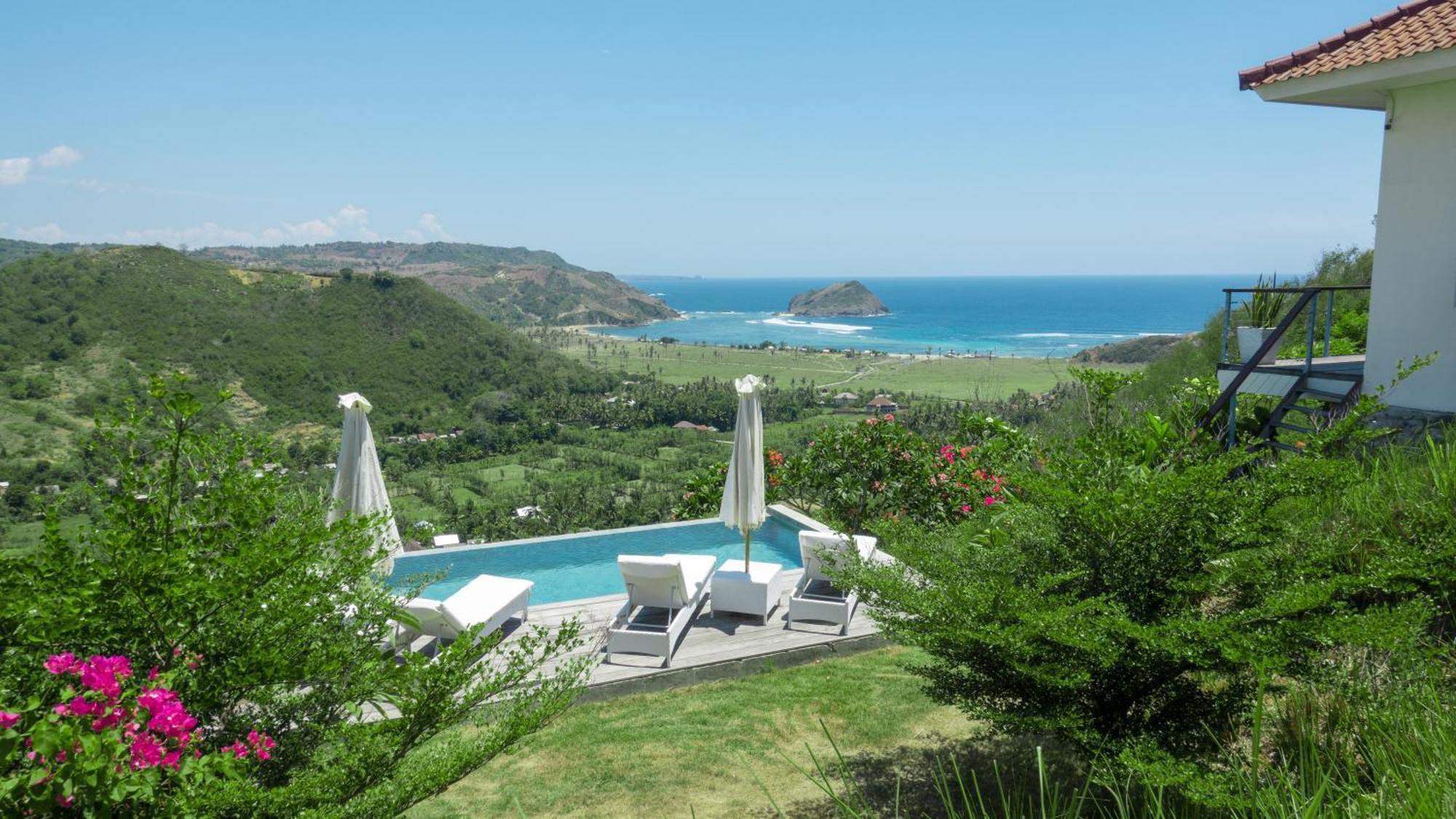 Villa Atas Pelangi Kuta  Ngoại thất bức ảnh